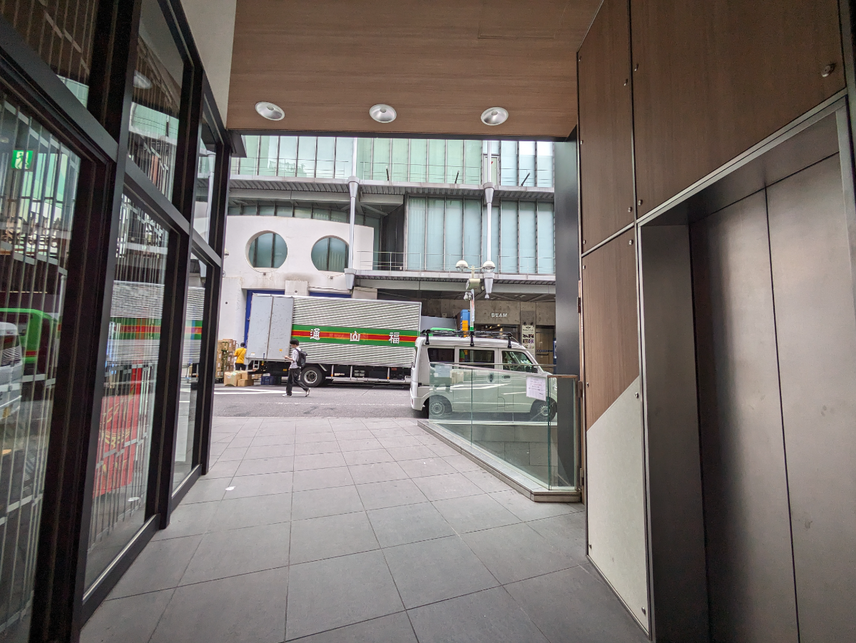 fresh/building/J00100387333_15