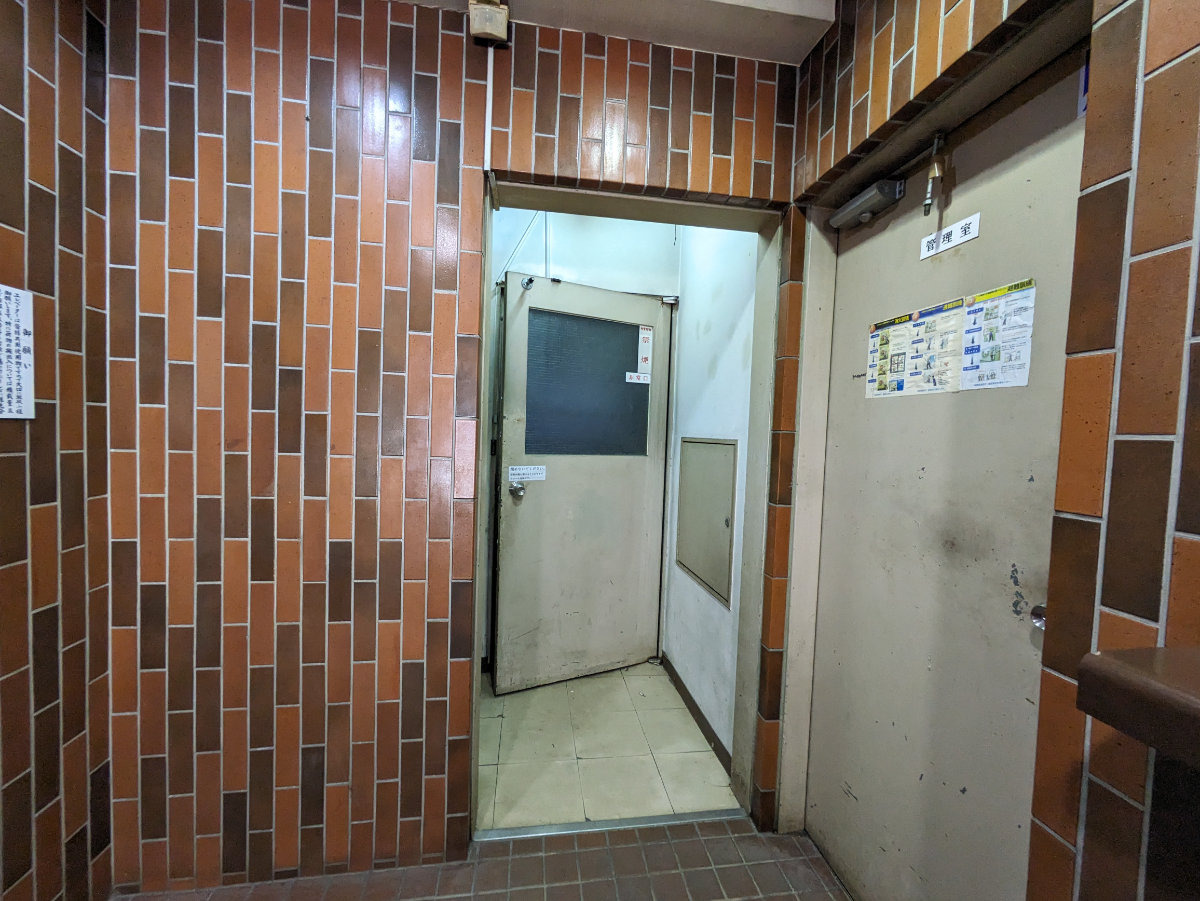 fresh/building/J00100387360_7