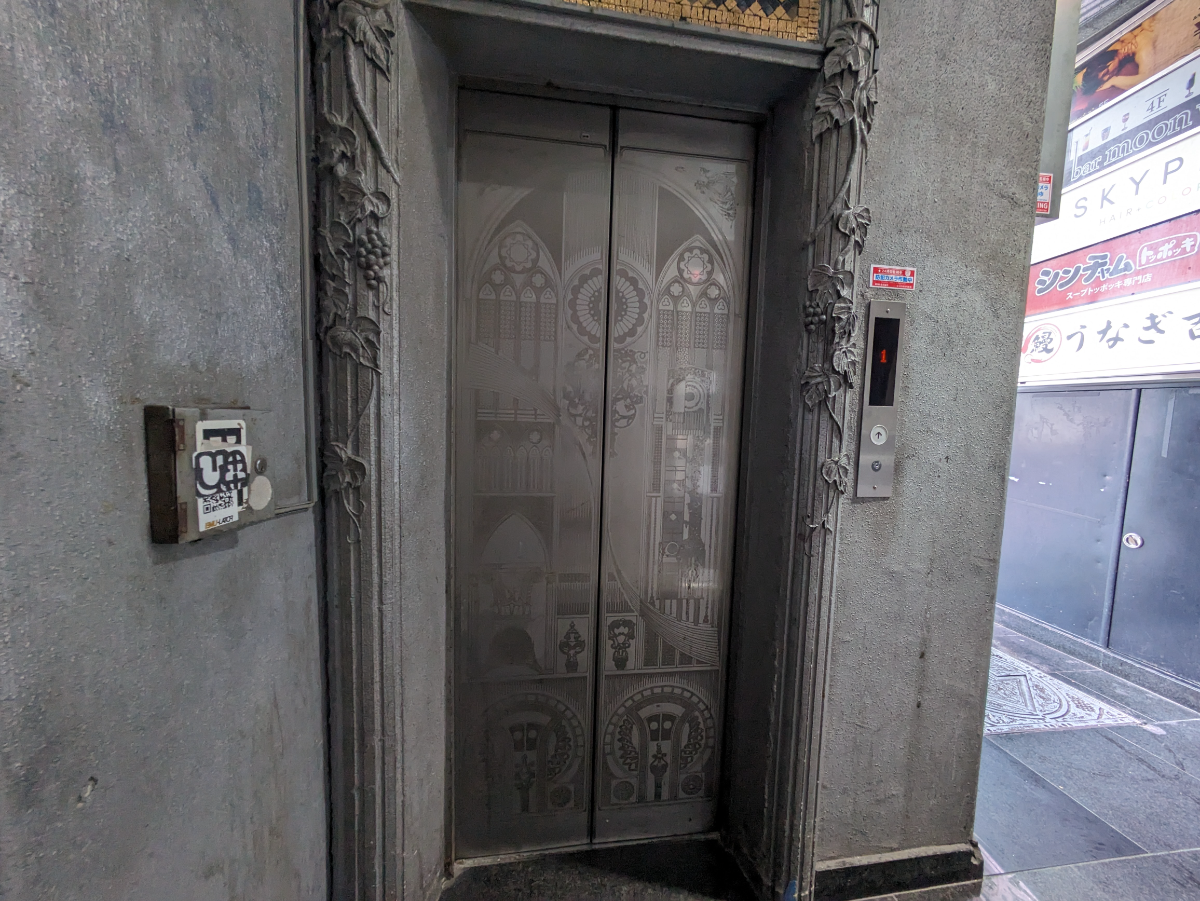 fresh/building/J00100387412_4
