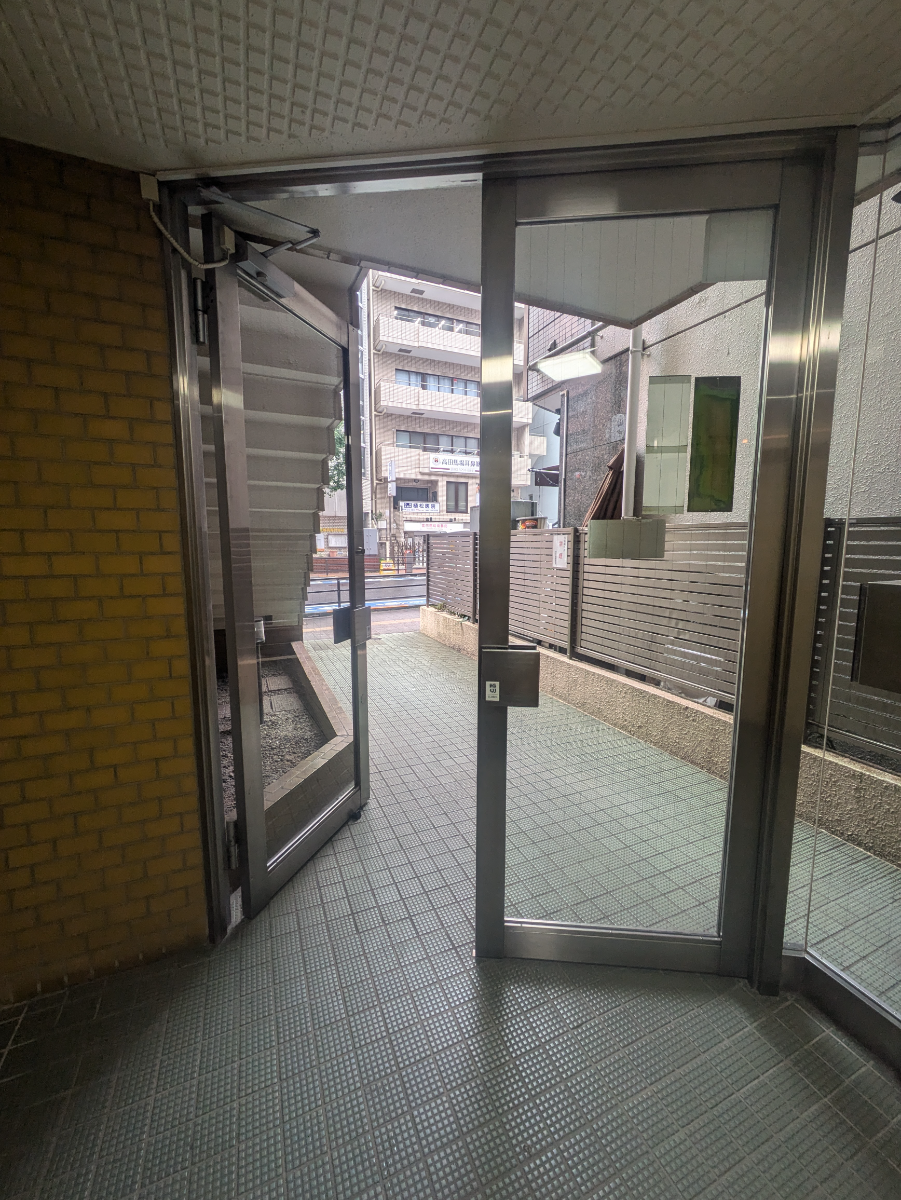 fresh/building/J00100387779_12