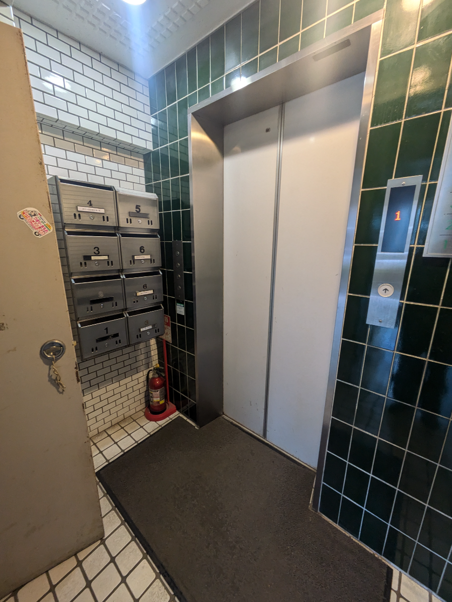 fresh/building/J00100387979_4