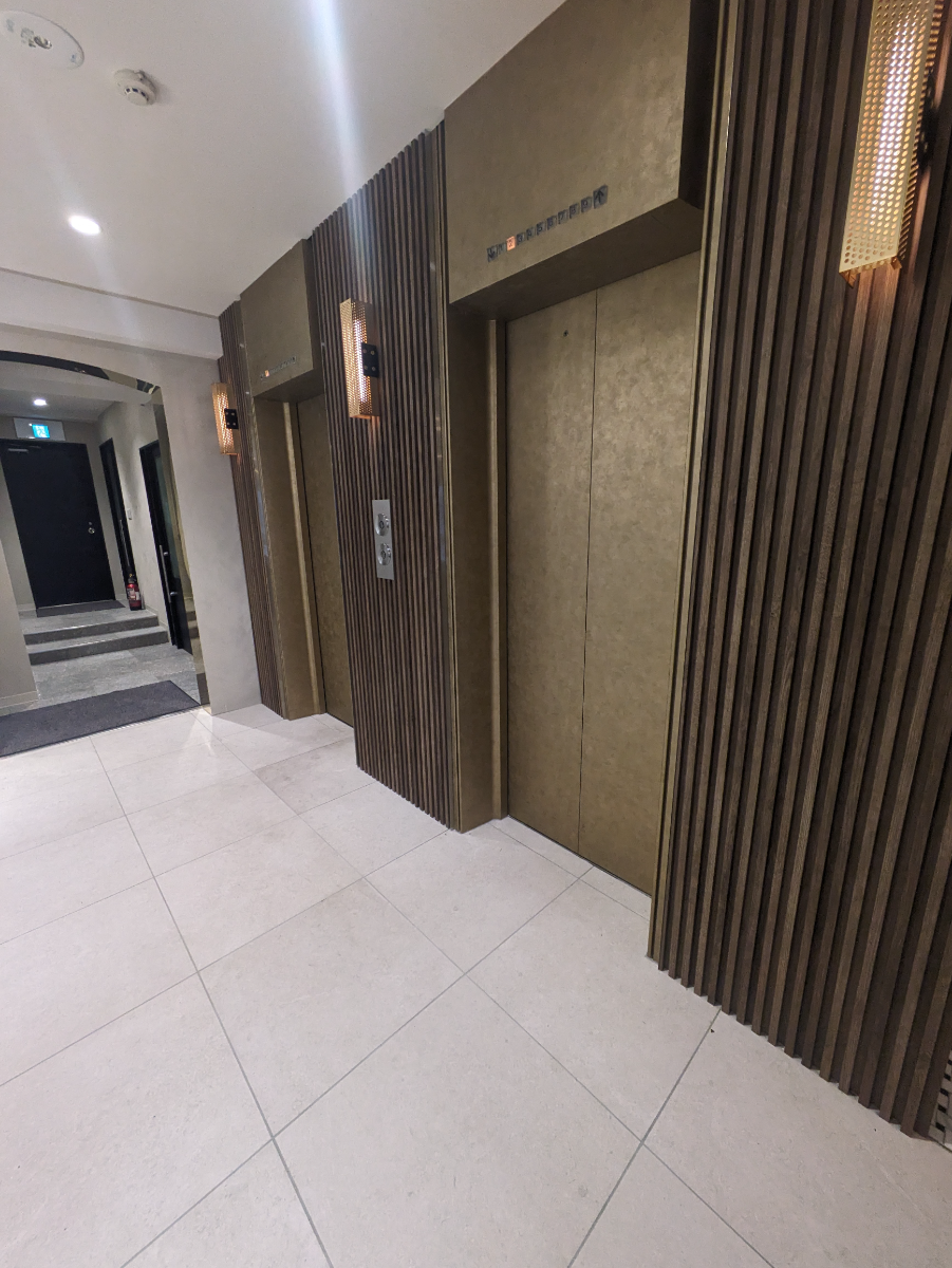 fresh/building/J00100388376_17