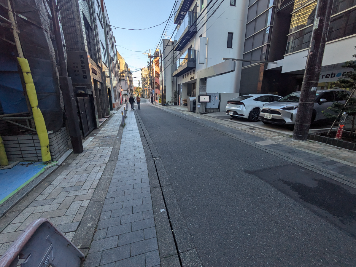 fresh/building/J00100388588_2