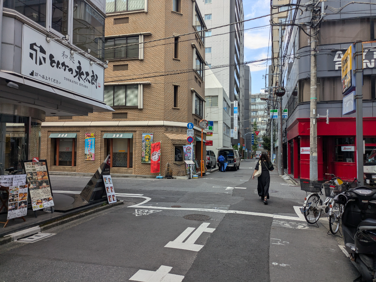 fresh/building/J00100389018_2