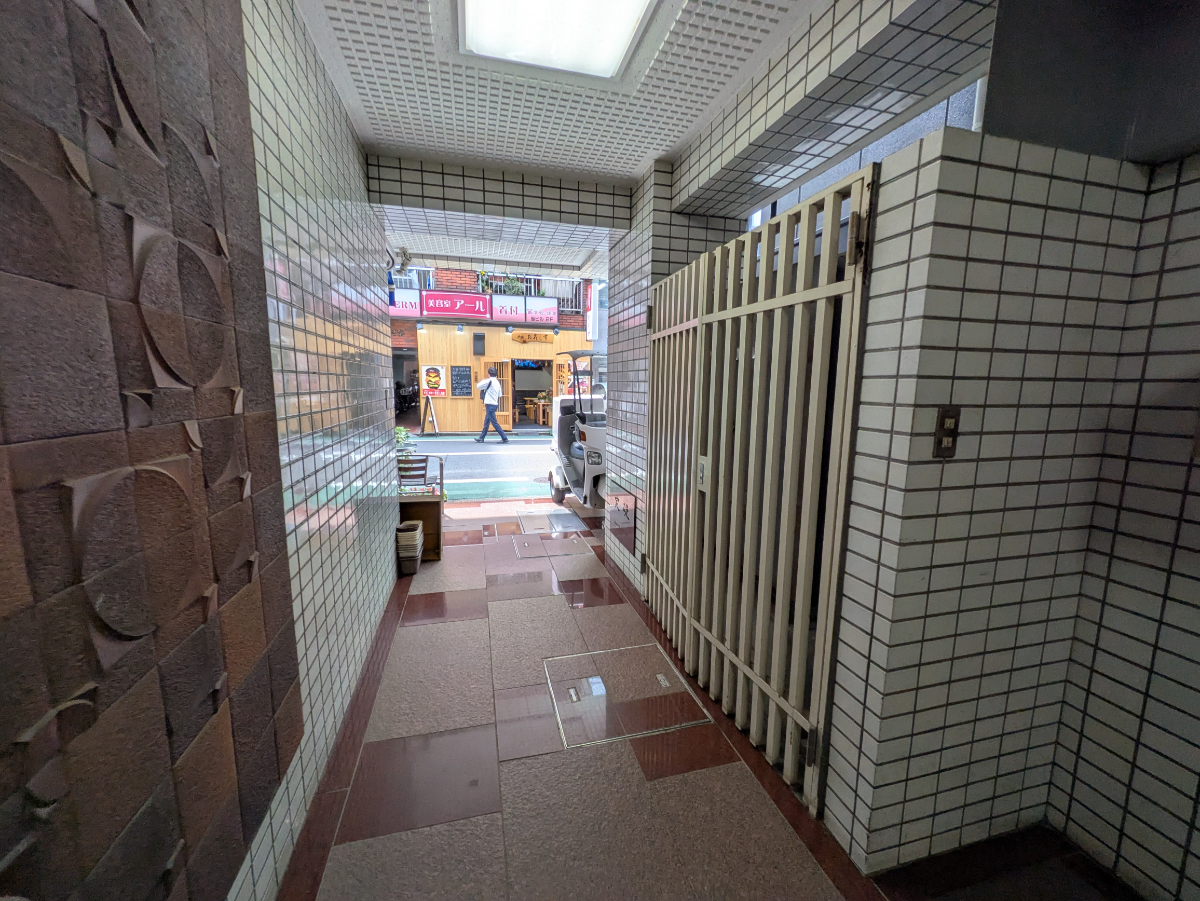 fresh/building/J00100389195_12