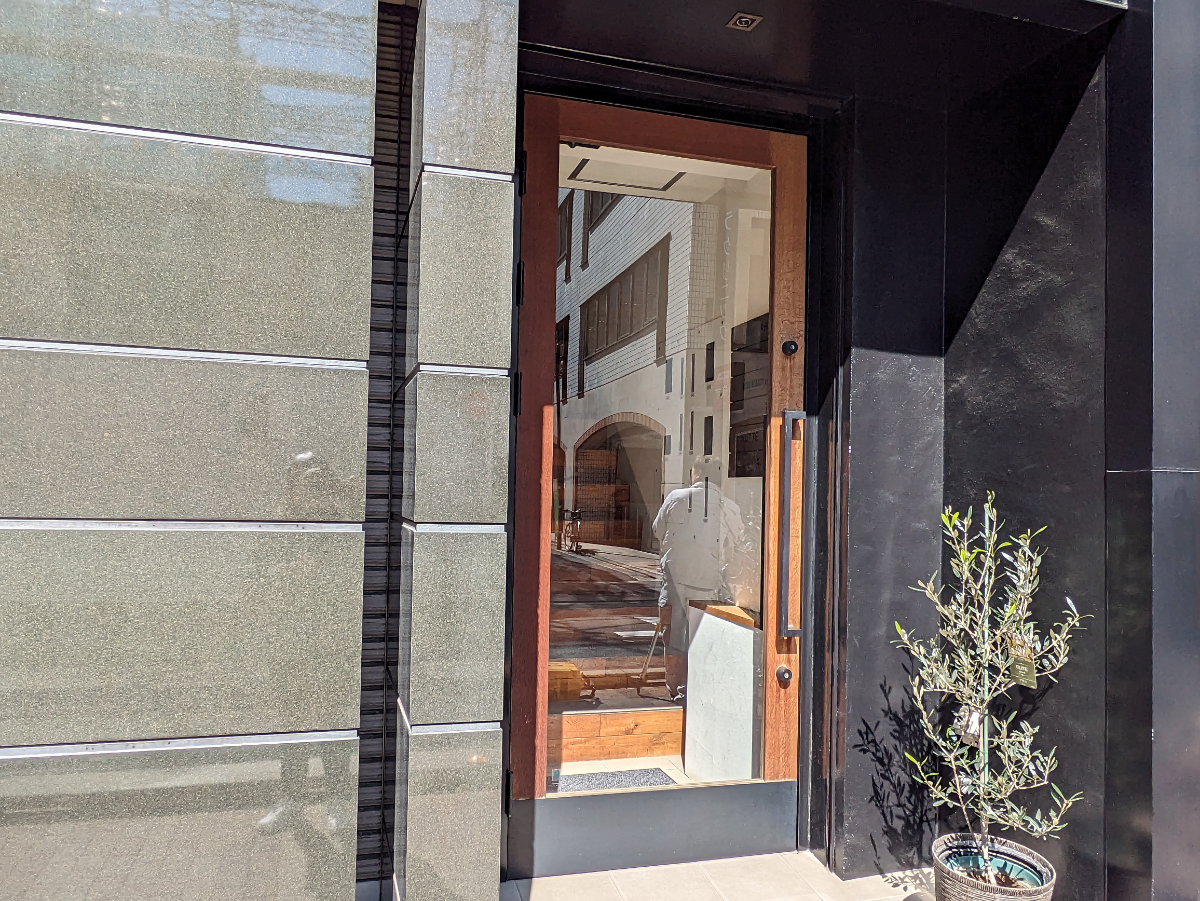 fresh/building/J00100389205_3