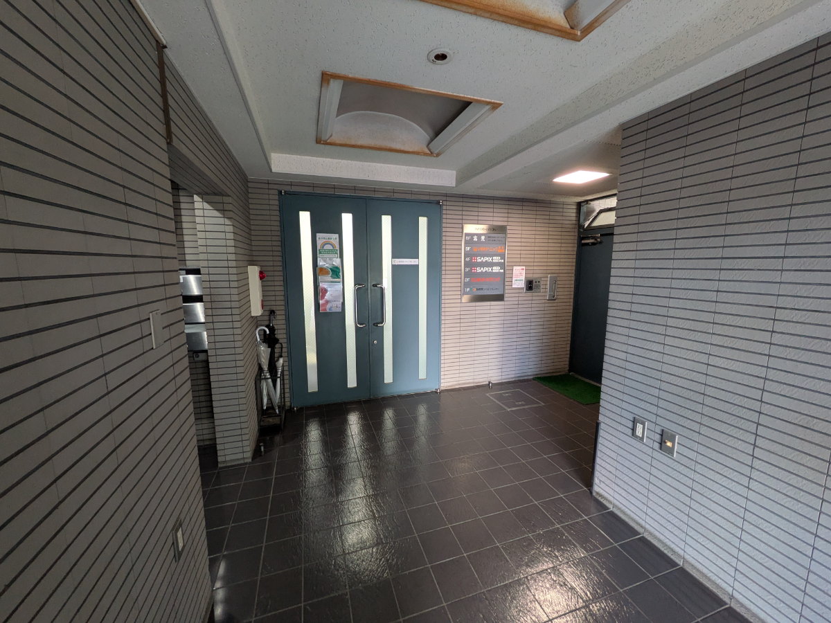 fresh/building/J00100389279_9