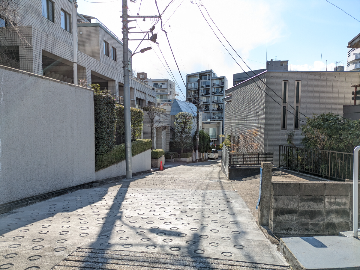 fresh/building/J00100389944_2