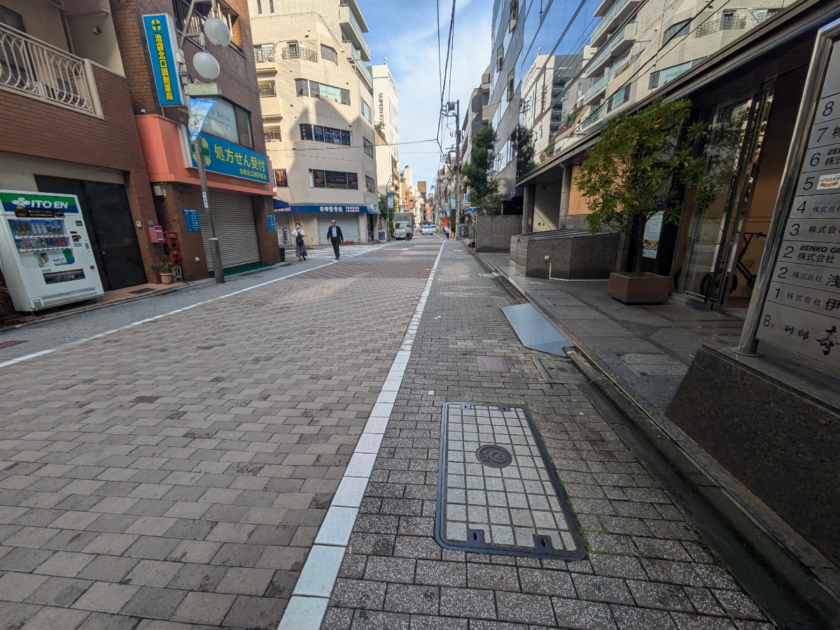 fresh/building/J00100389992_2