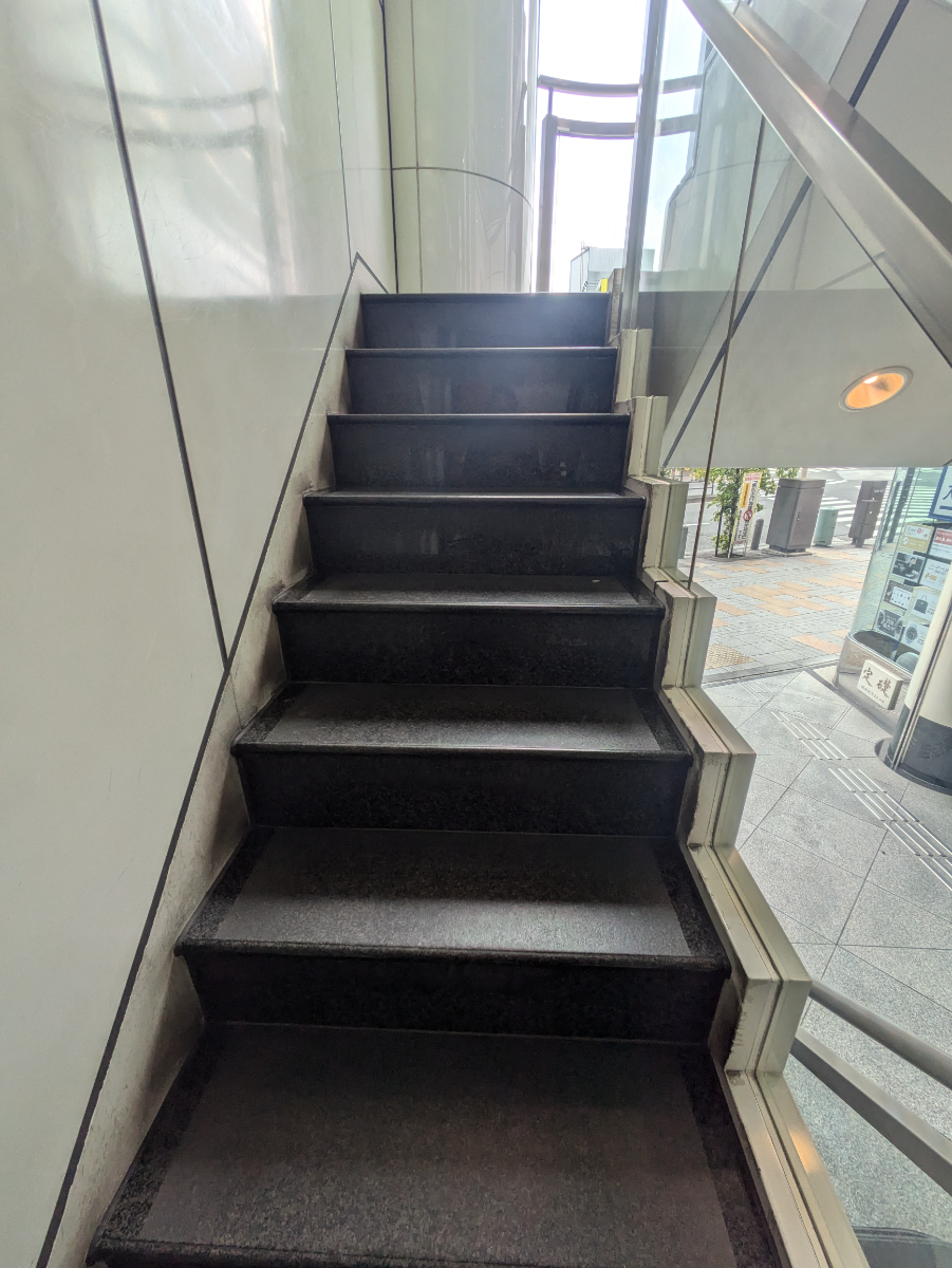 fresh/building/J00100390128_12