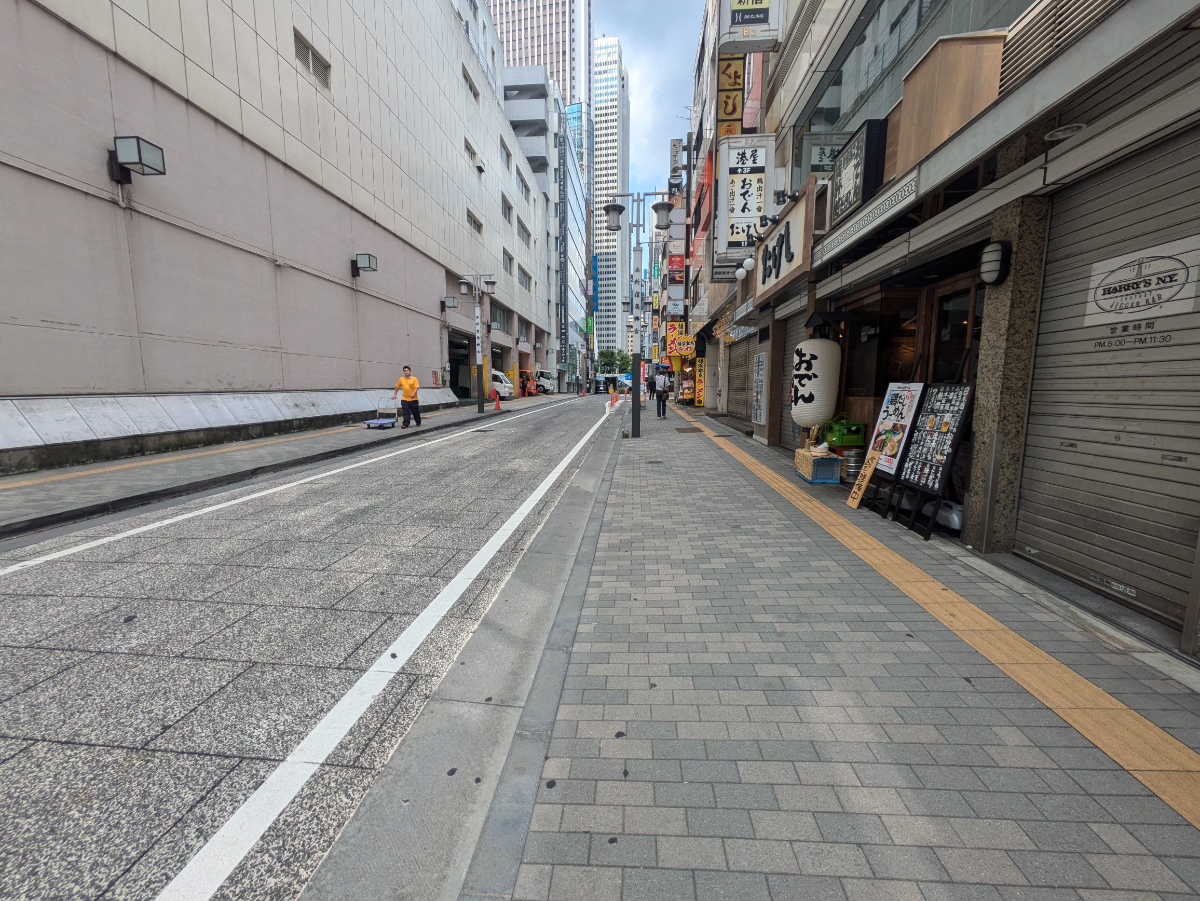 fresh/building/J00100390128_2