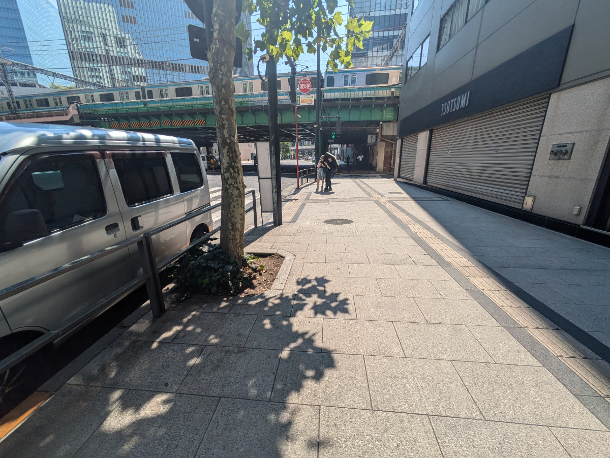 fresh/building/J00100390228_2