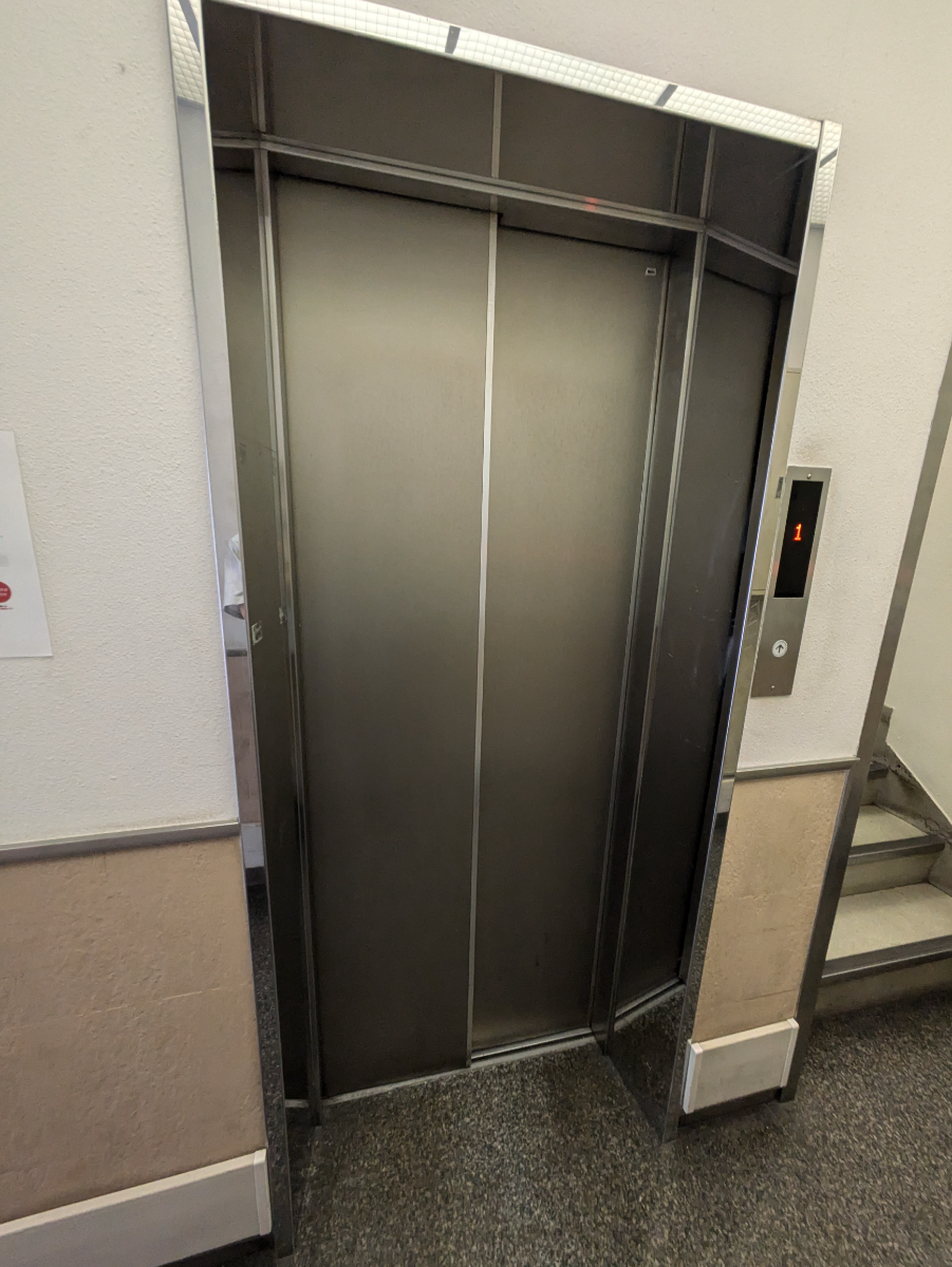 fresh/building/J00100390303_4