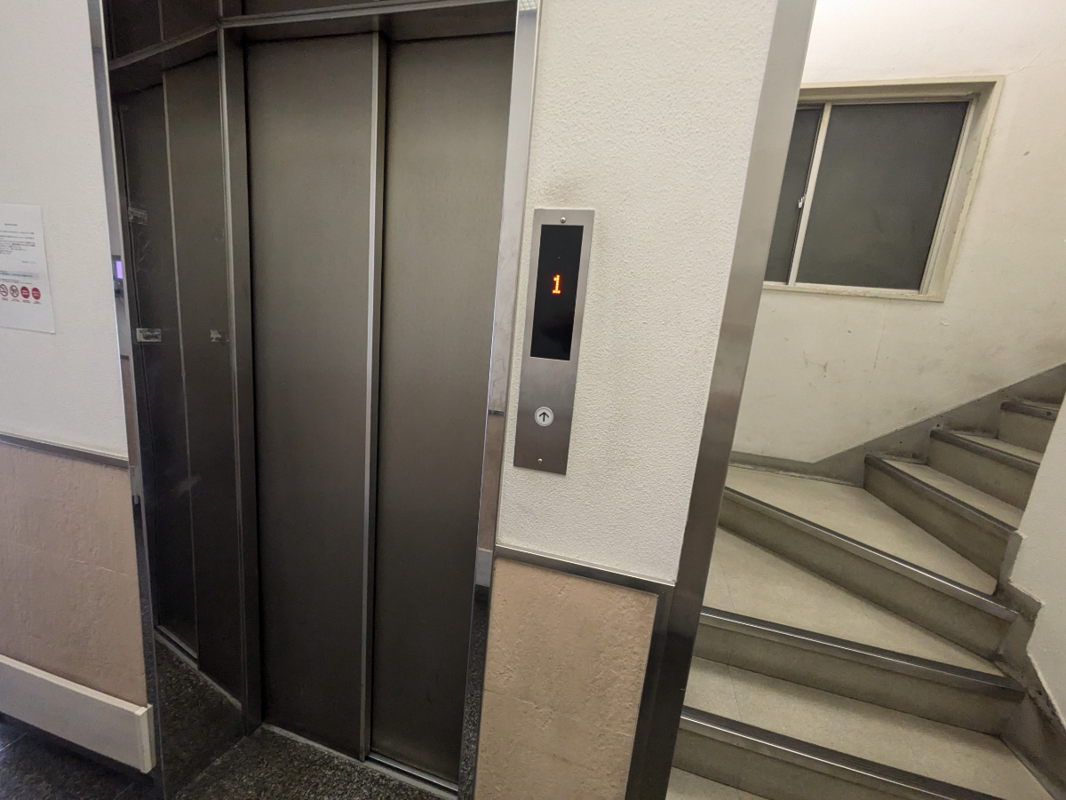 fresh/building/J00100390303_9