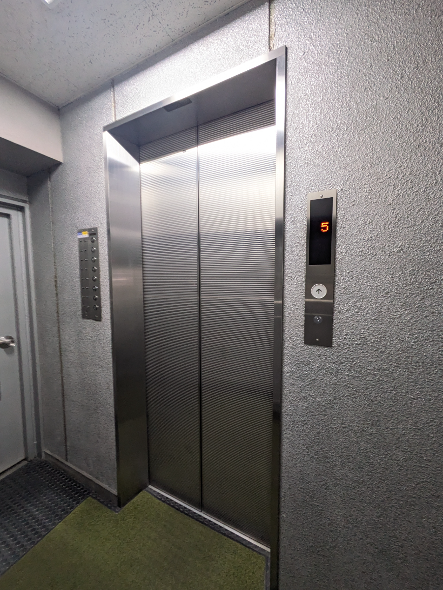 fresh/building/J00100390421_4