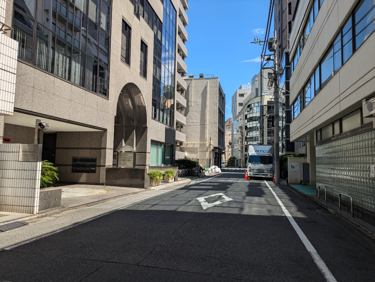 fresh/building/J00100390561_2