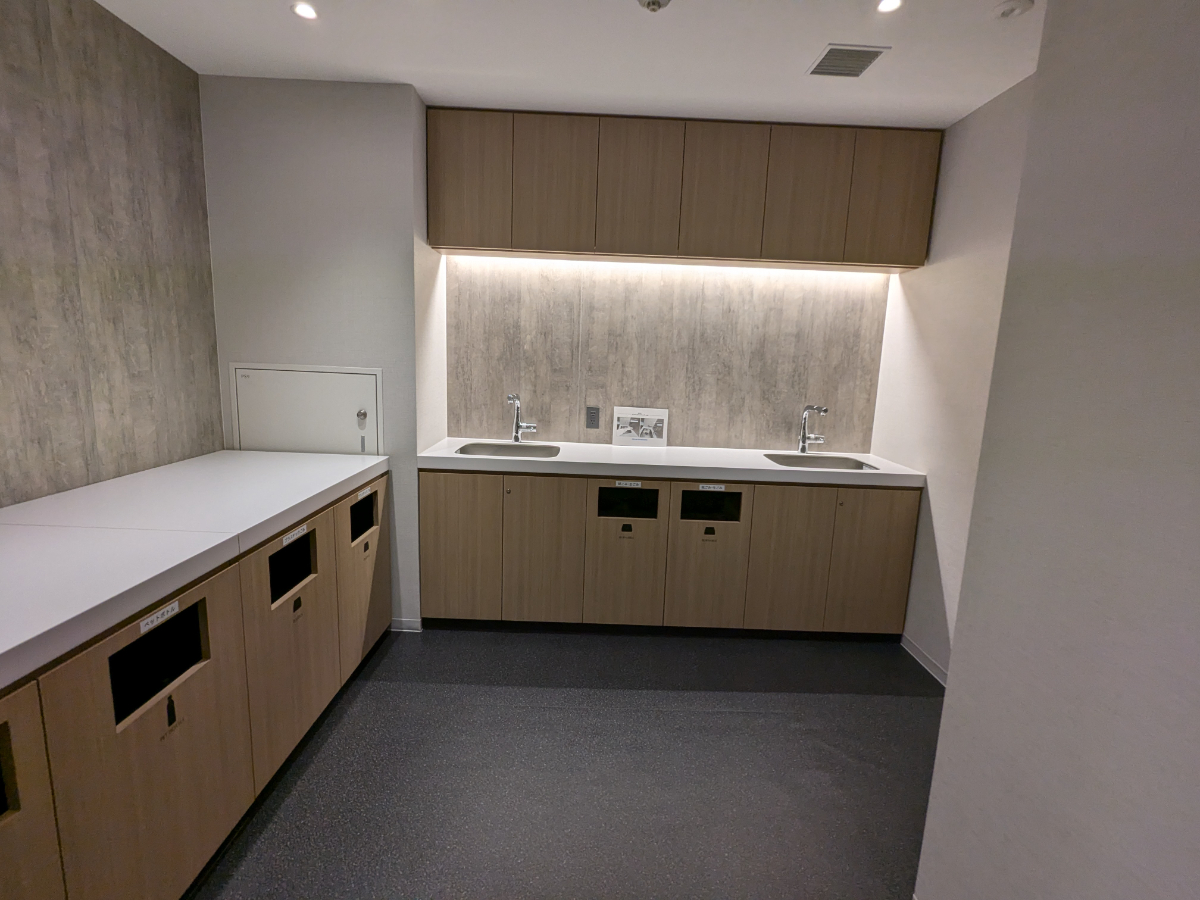 fresh/building/J00100390836_36