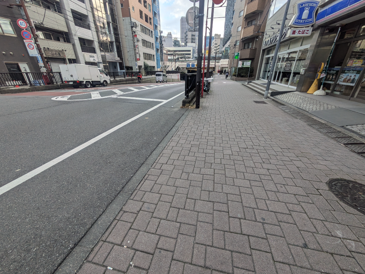 fresh/building/J00100390913_2