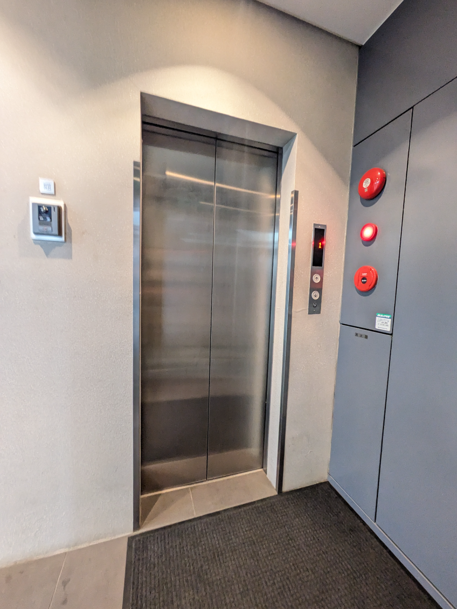 fresh/building/J00100390977_4