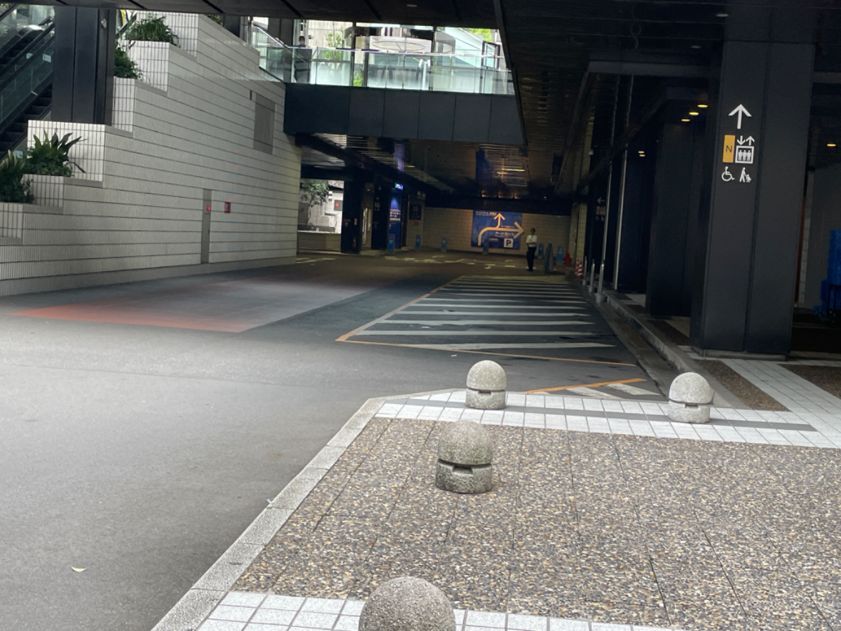 fresh/building/J00100391070_64