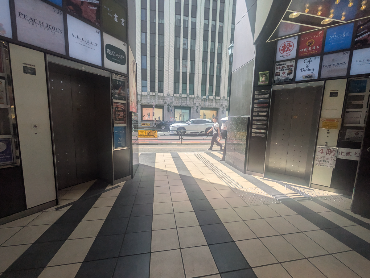 fresh/building/J00100391563_7