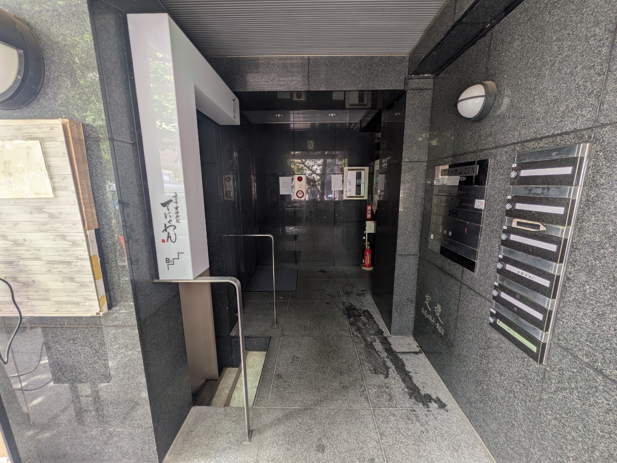 fresh/building/J00100391832_3