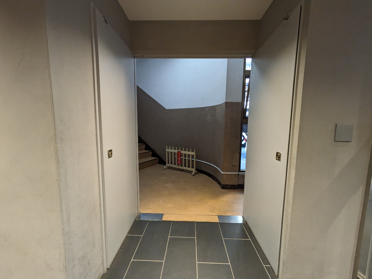 fresh/building/J00100391945_65