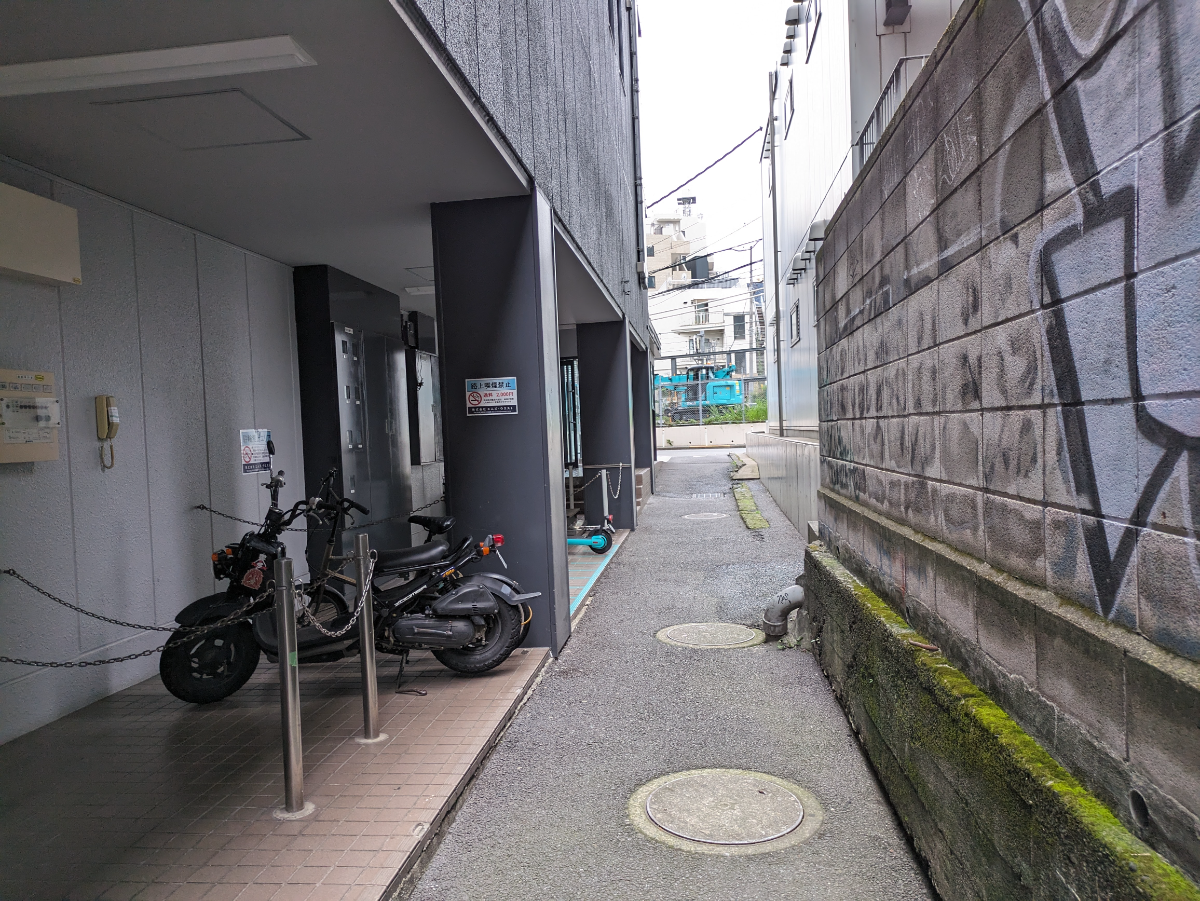 fresh/building/J00100392043_64