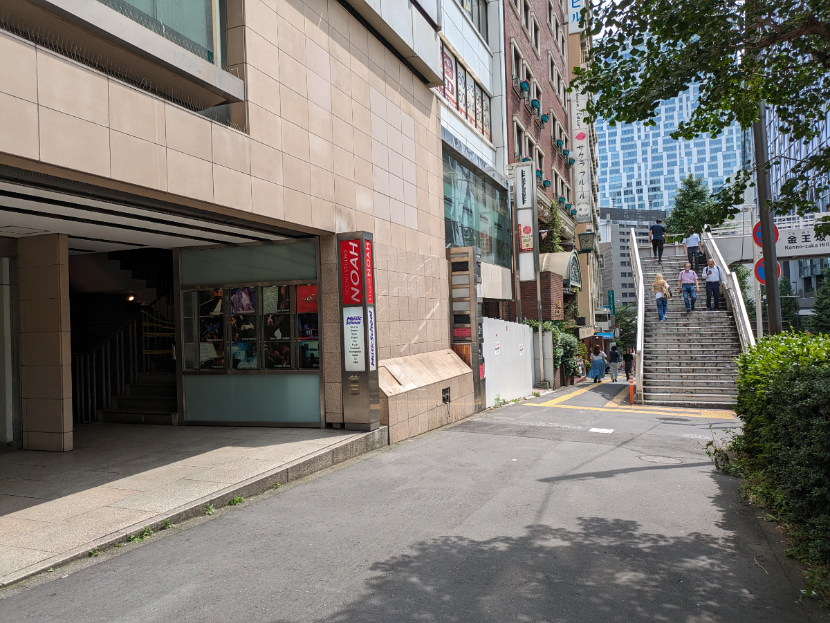 fresh/building/J00100392097_64