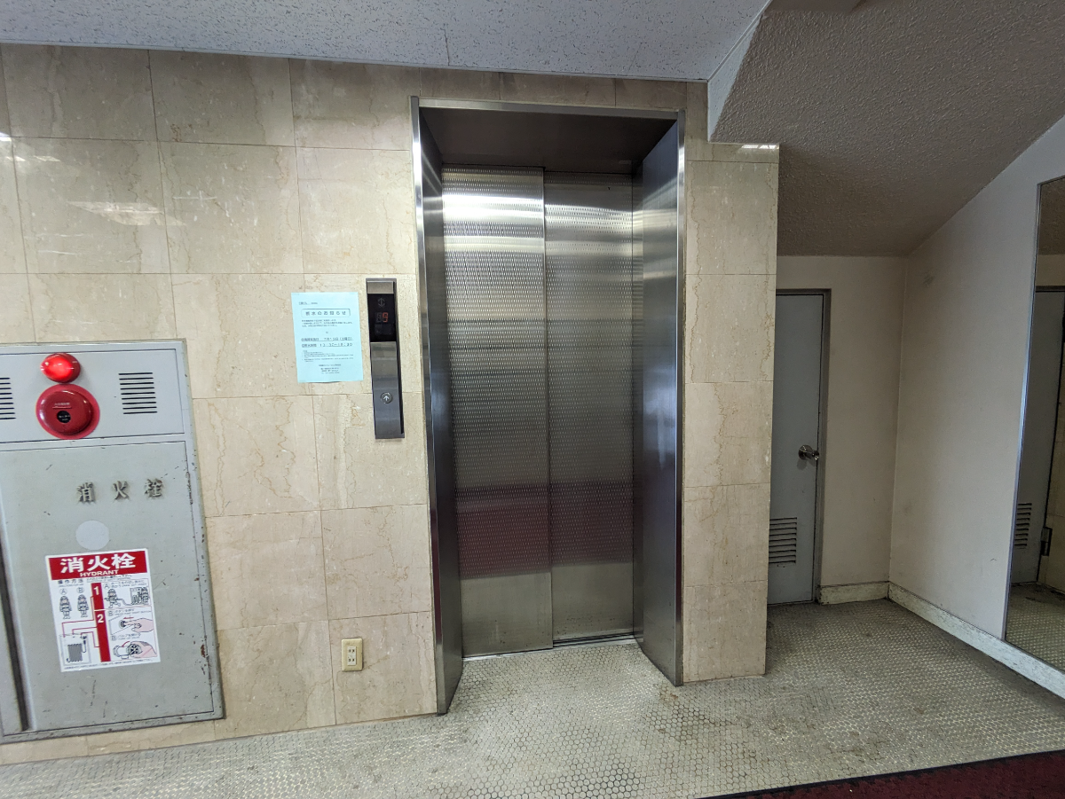 fresh/building/J00100392104_4