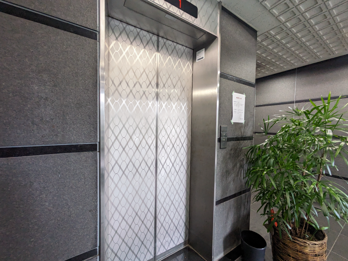 fresh/building/J00100392109_12