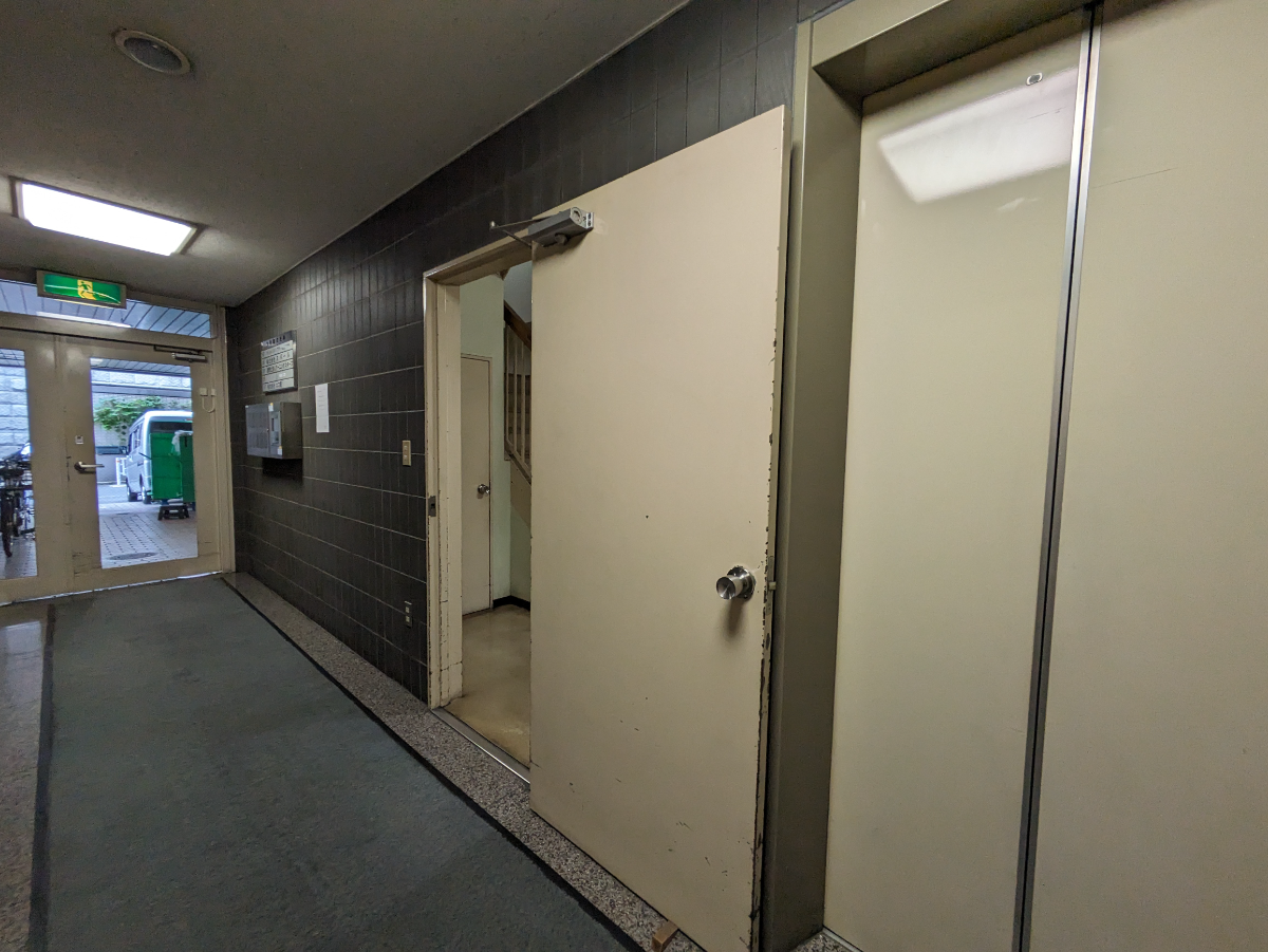 fresh/building/J00100392110_66