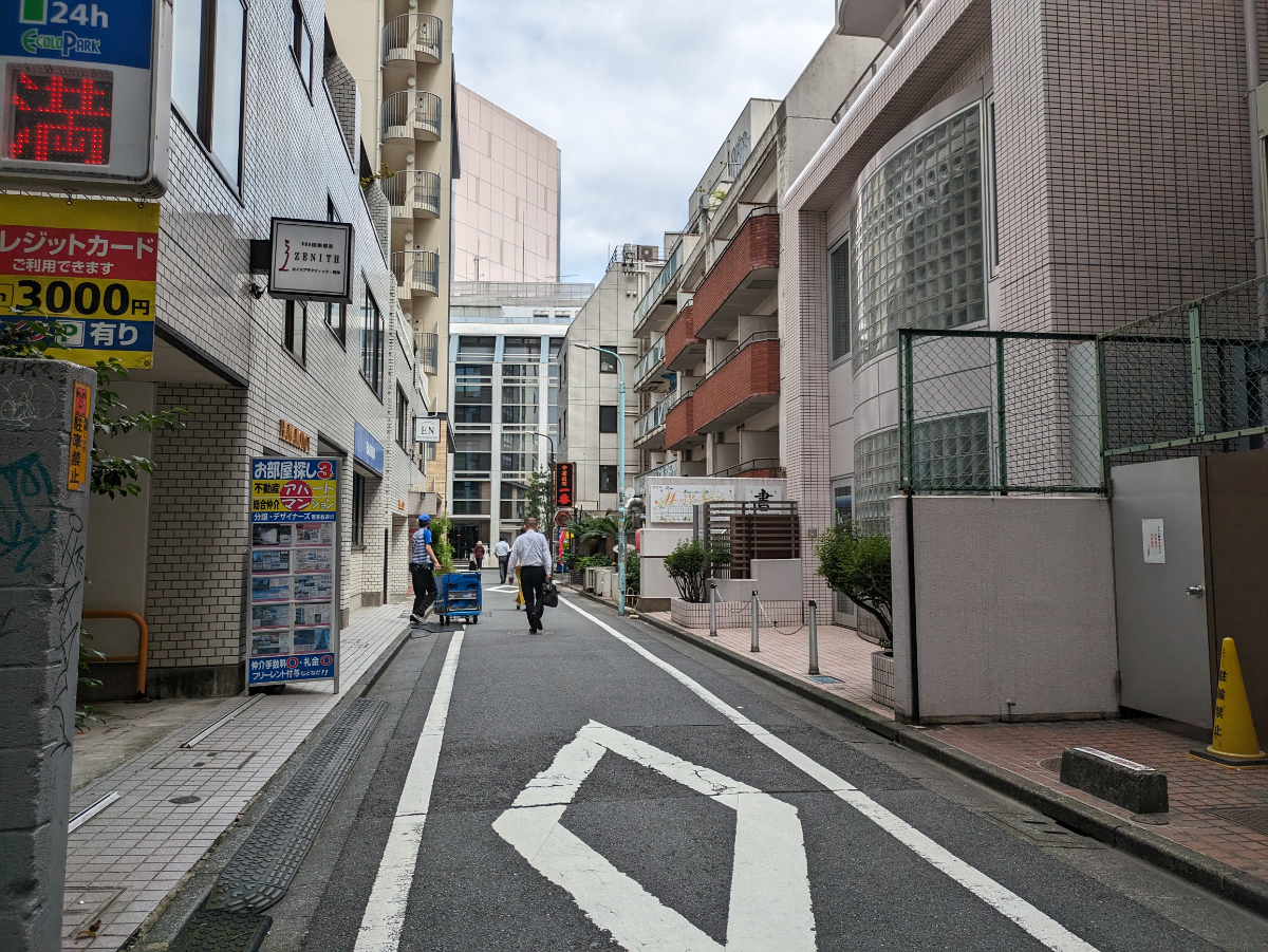 fresh/building/J00100392123_2