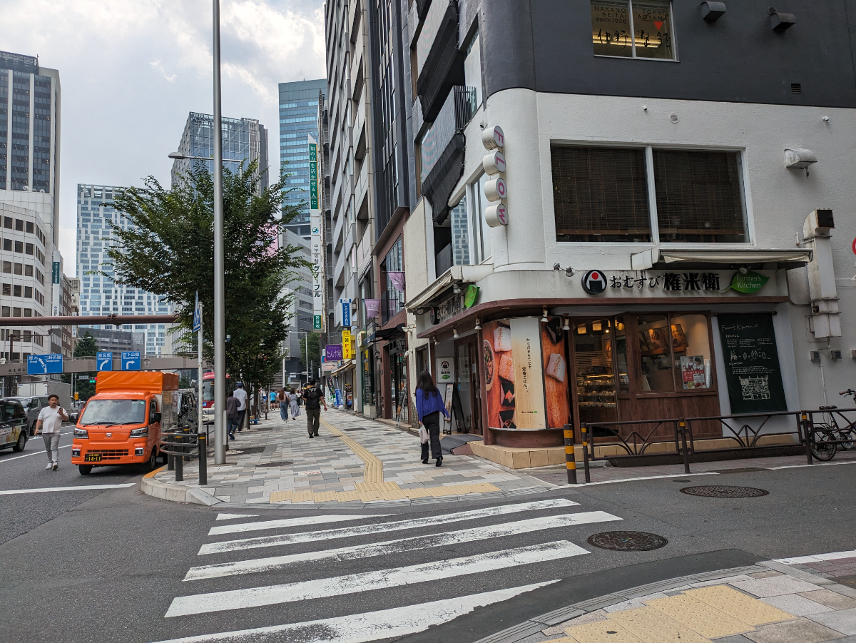 fresh/building/J00100392130_7