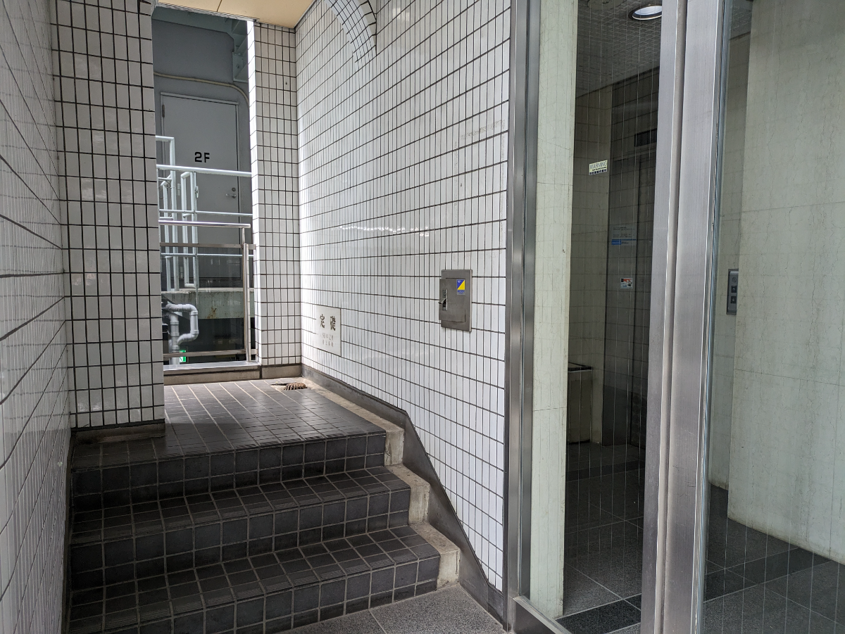 fresh/building/J00100392132_11