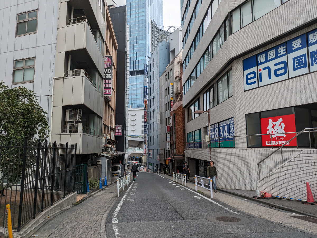 fresh/building/J00100392218_23