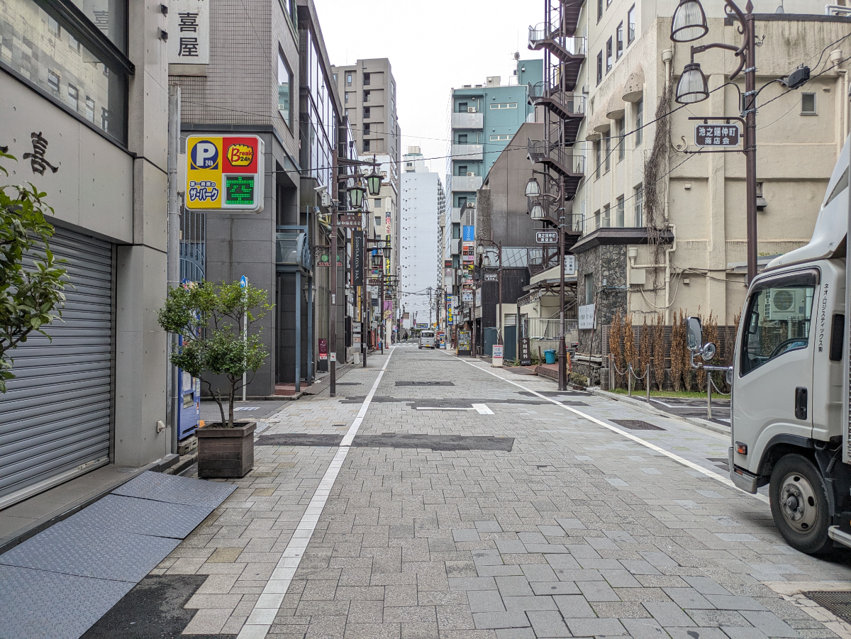 fresh/building/J00100392787_2
