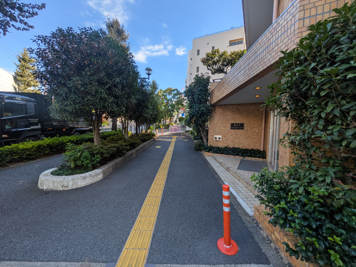 fresh/building/J00100393213_2