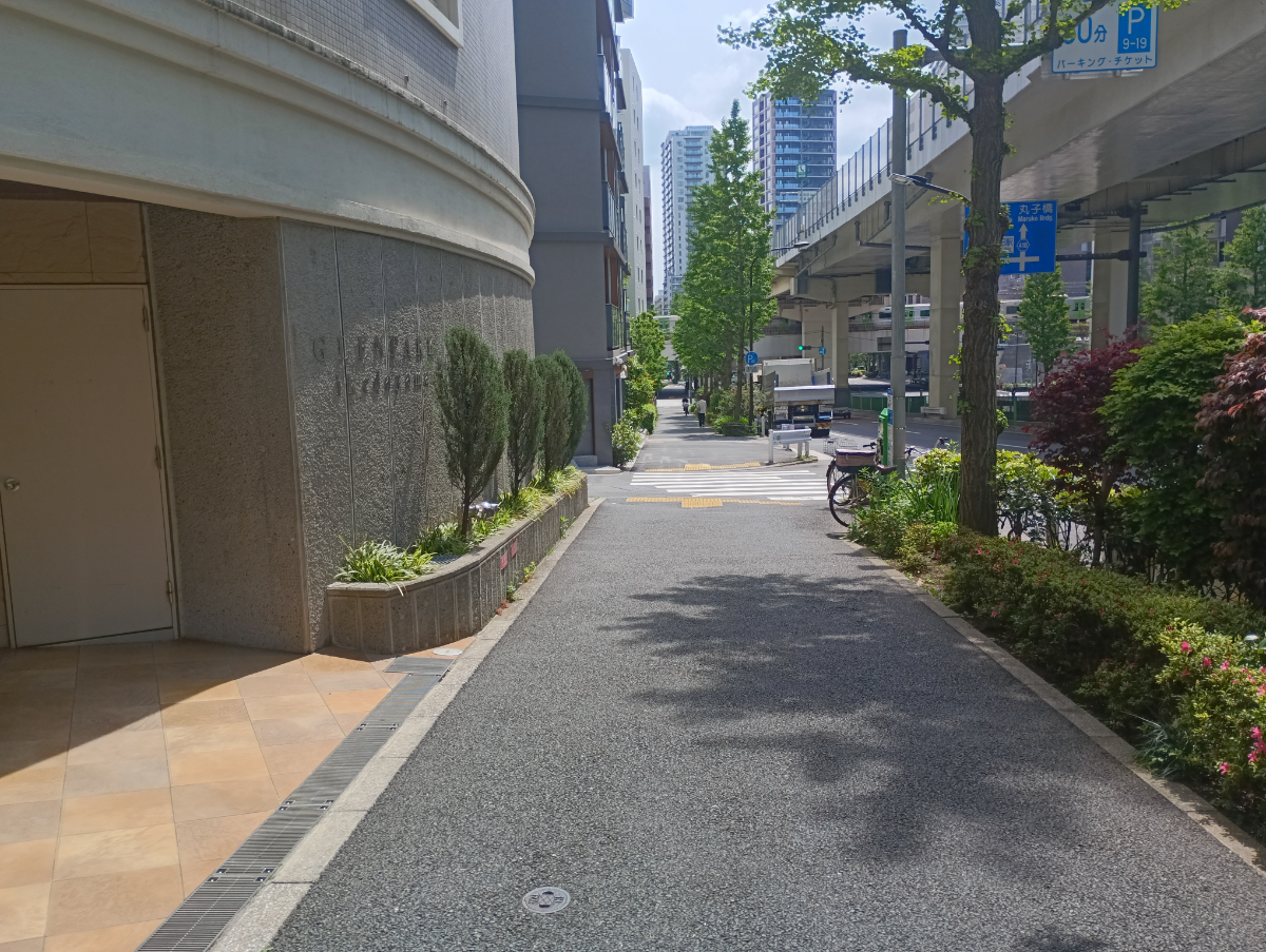 fresh/building/J00100393256_2