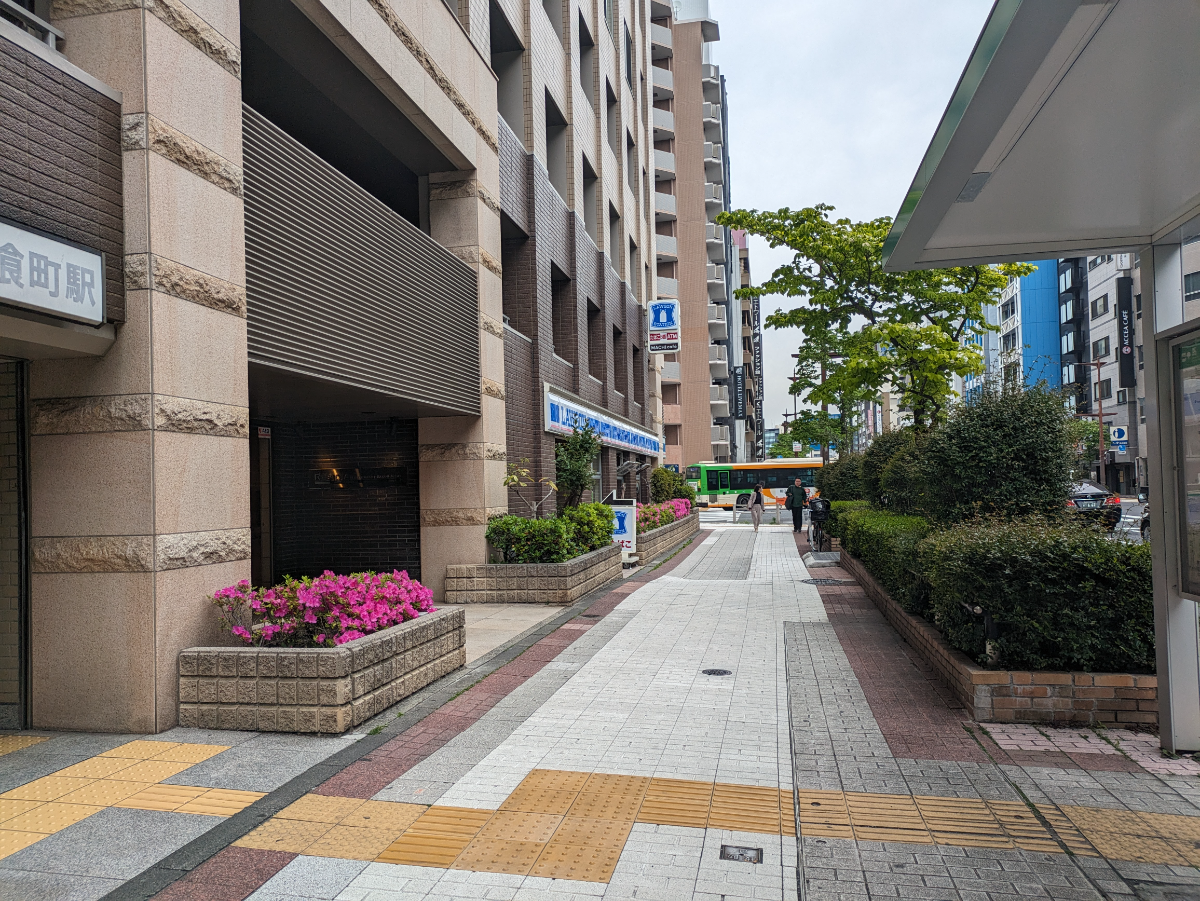 fresh/building/J00100393979_2