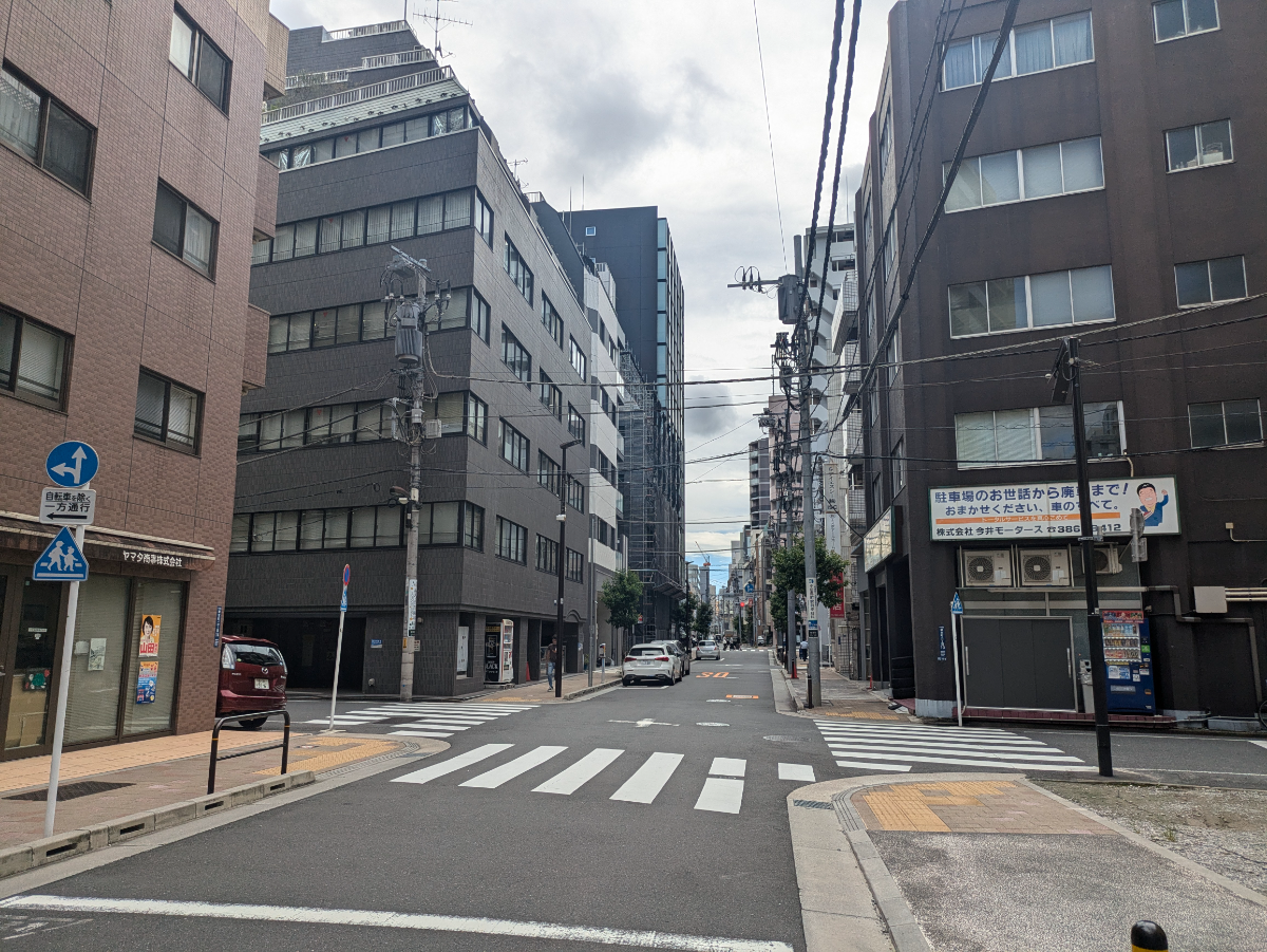 fresh/building/J00100394345_2