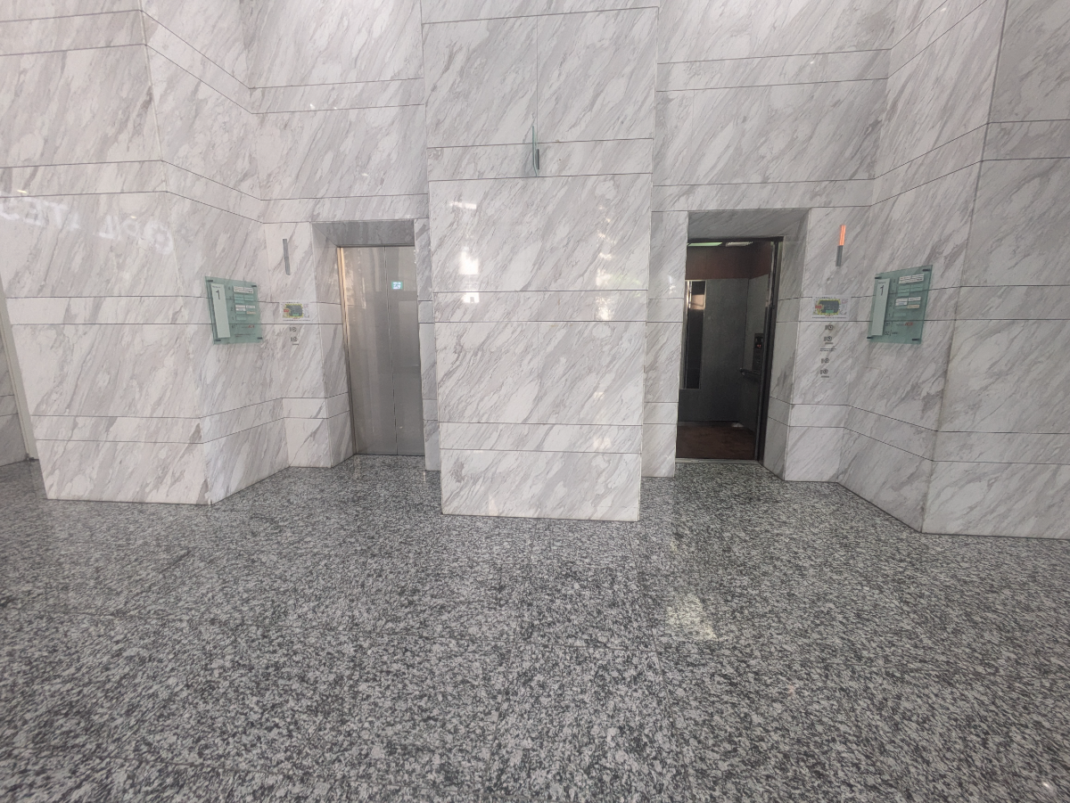 fresh/building/J00100395095_4