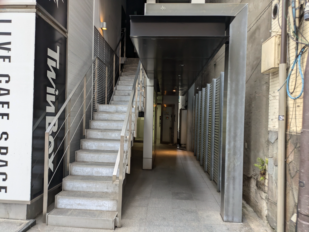 fresh/building/J00100395216_3