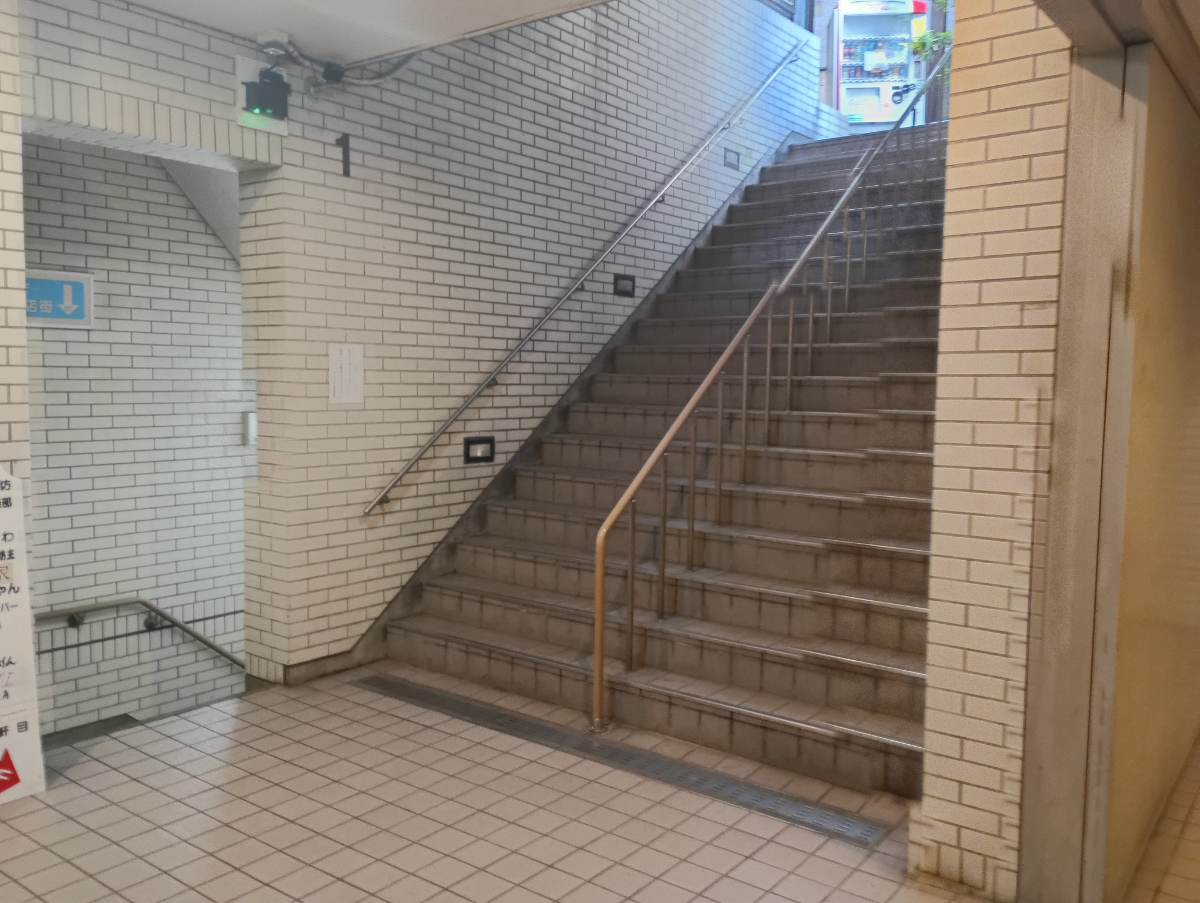fresh/building/J00100395374_17