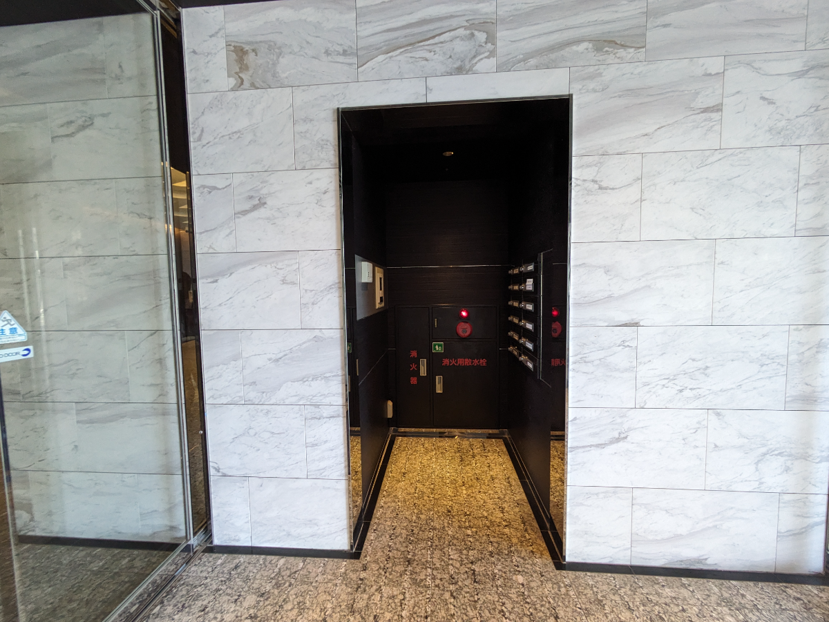 fresh/building/J00100395402_16