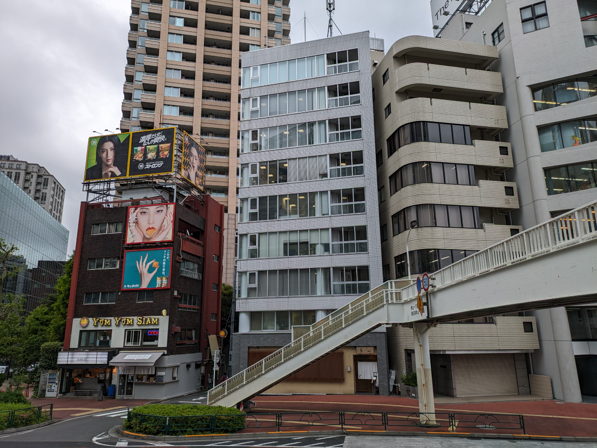 fresh/building/J00100396102_1