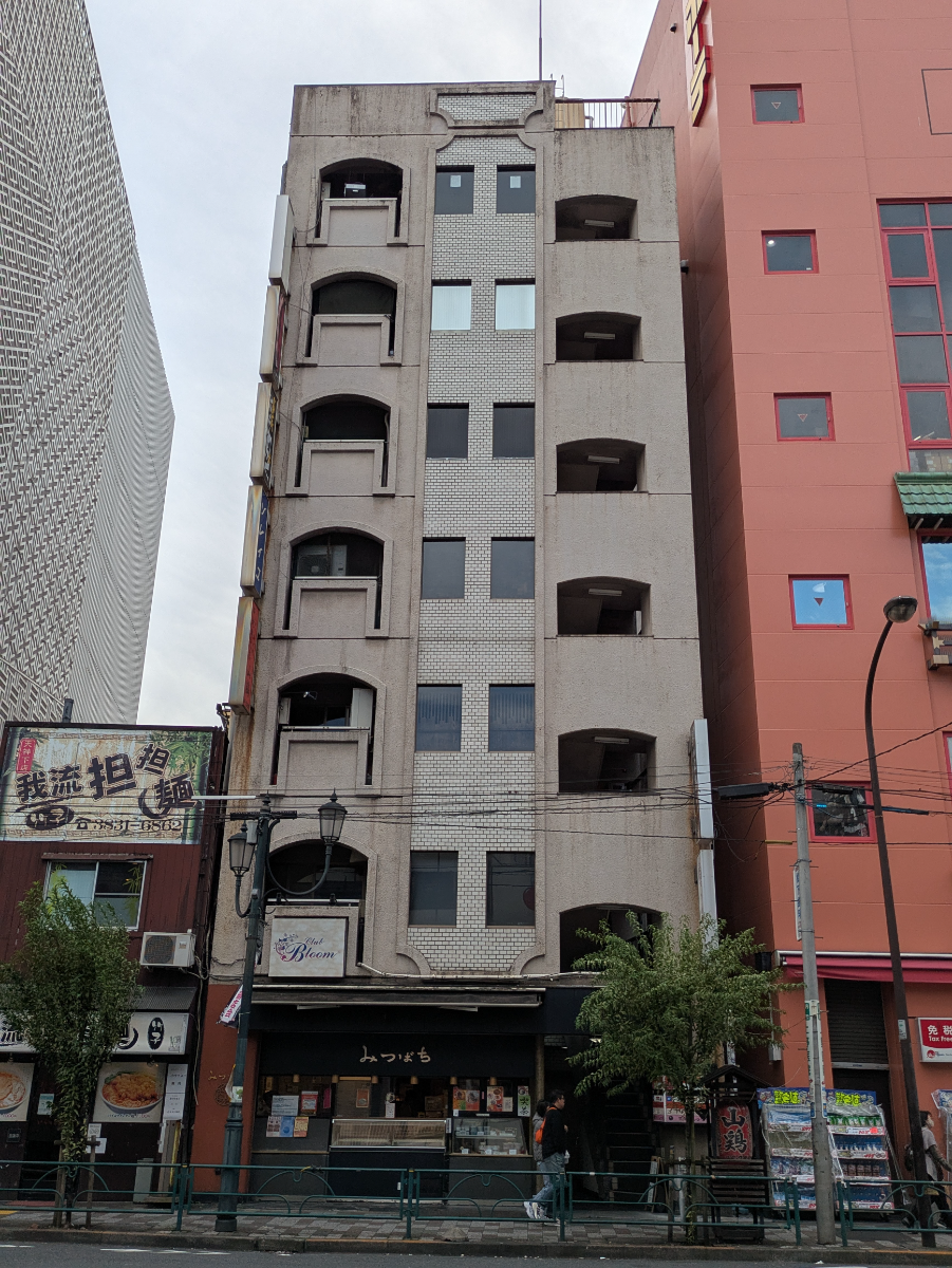 fresh/building/J00100396108_5