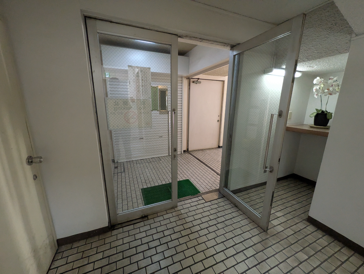 fresh/building/J00100396116_16