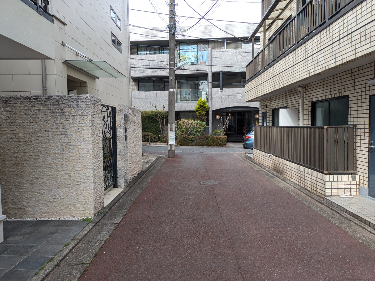 fresh/building/J00100396261_2