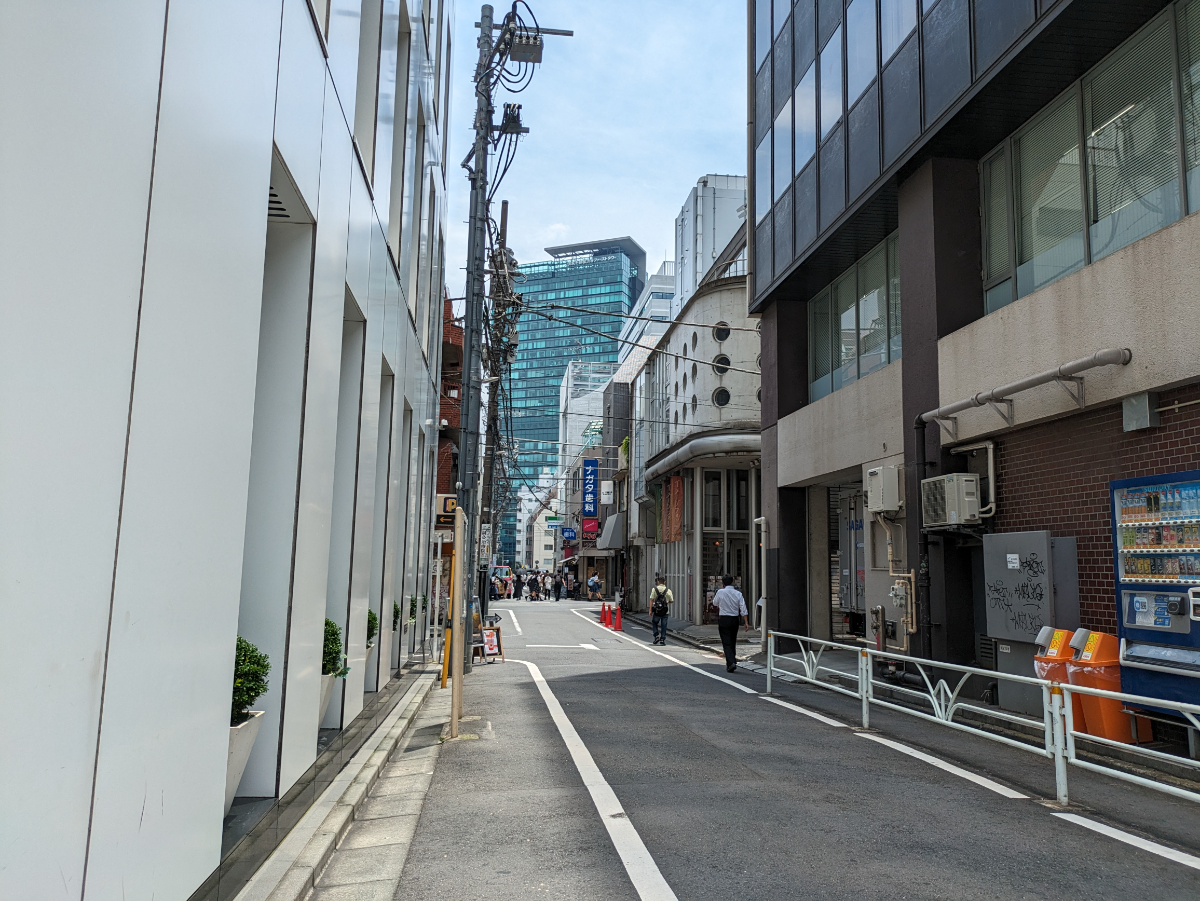fresh/building/J00100397983_16
